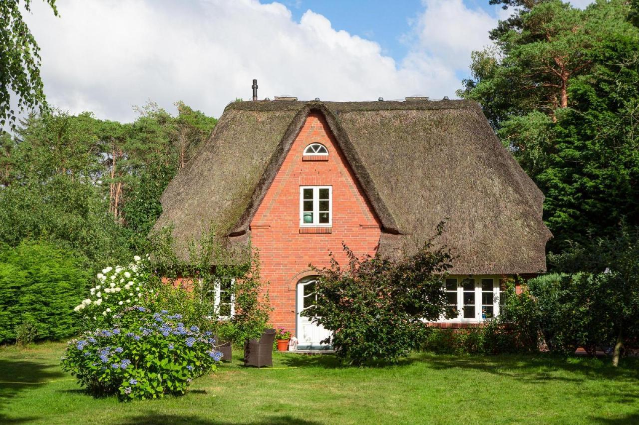 Holiday Home,1590411137:JPEG