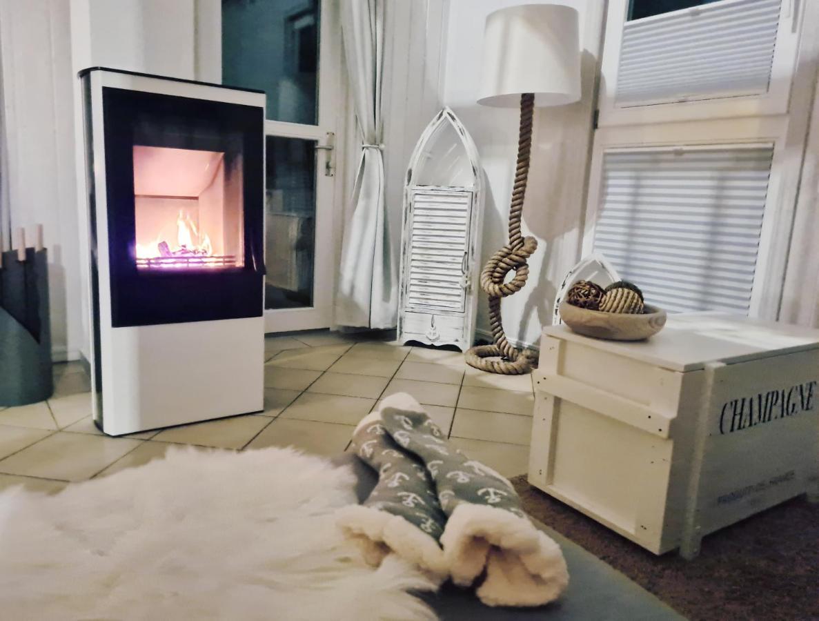 Two-Bedroom House,1026763195:JPEG