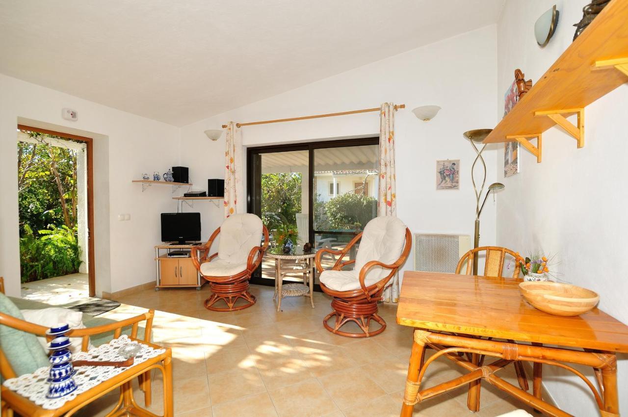 Apartment mit Terrasse