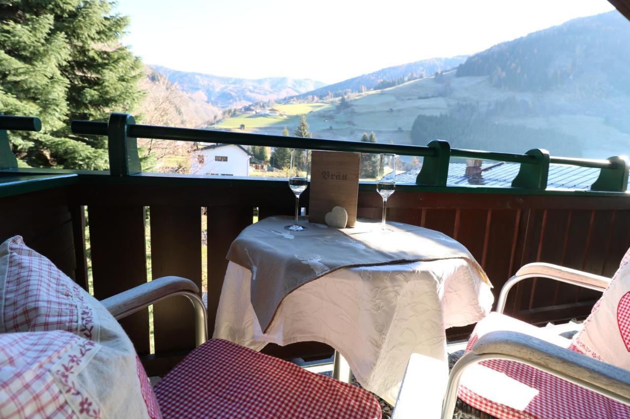 Double Room with Balcony,1498568965:JPEG