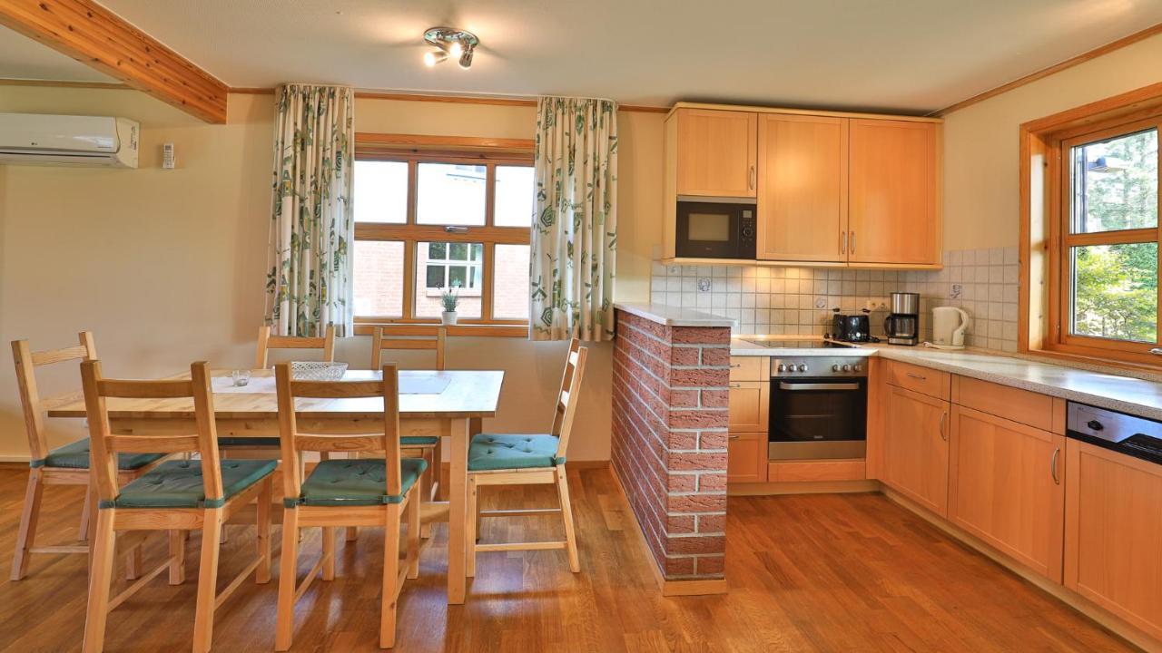 Holiday Home,1040040682:JPEG