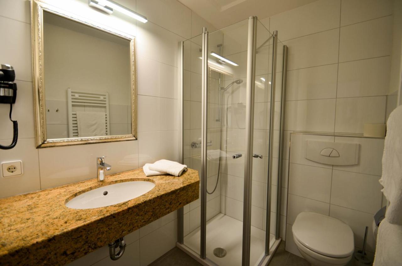 Double Room,1056941056:JPEG