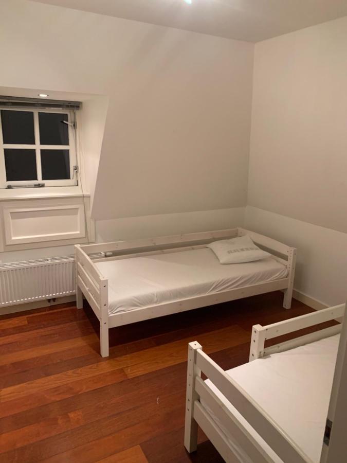 Five-Bedroom House,1055441245:JPEG