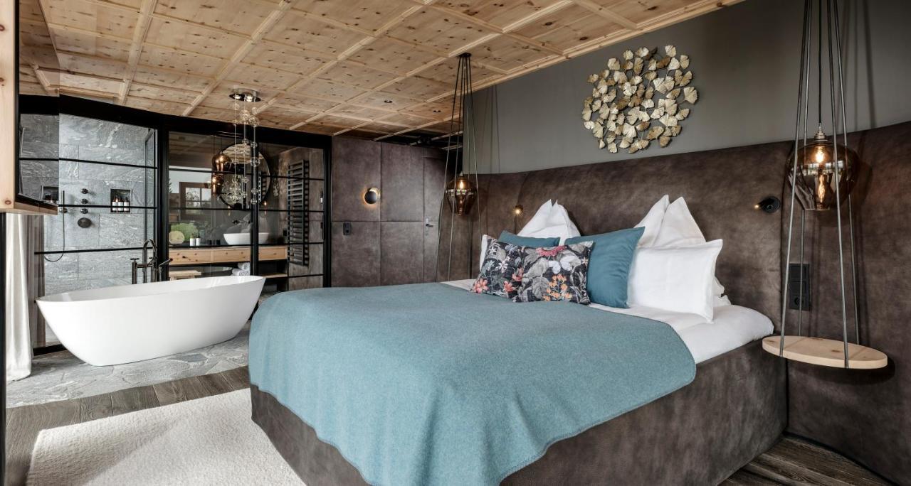 Three-Bedroom Chalet,1057114882:JPEG