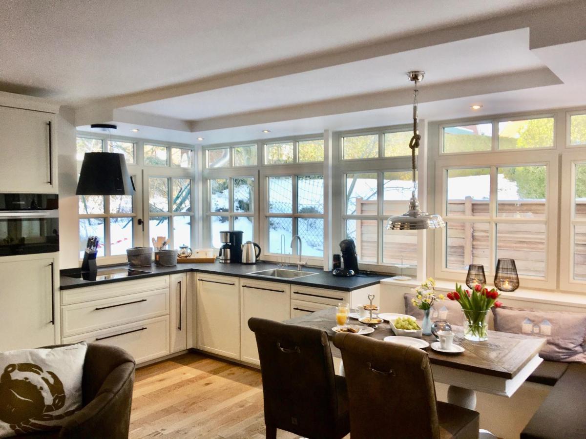 Holiday Home,1075599649:JPEG