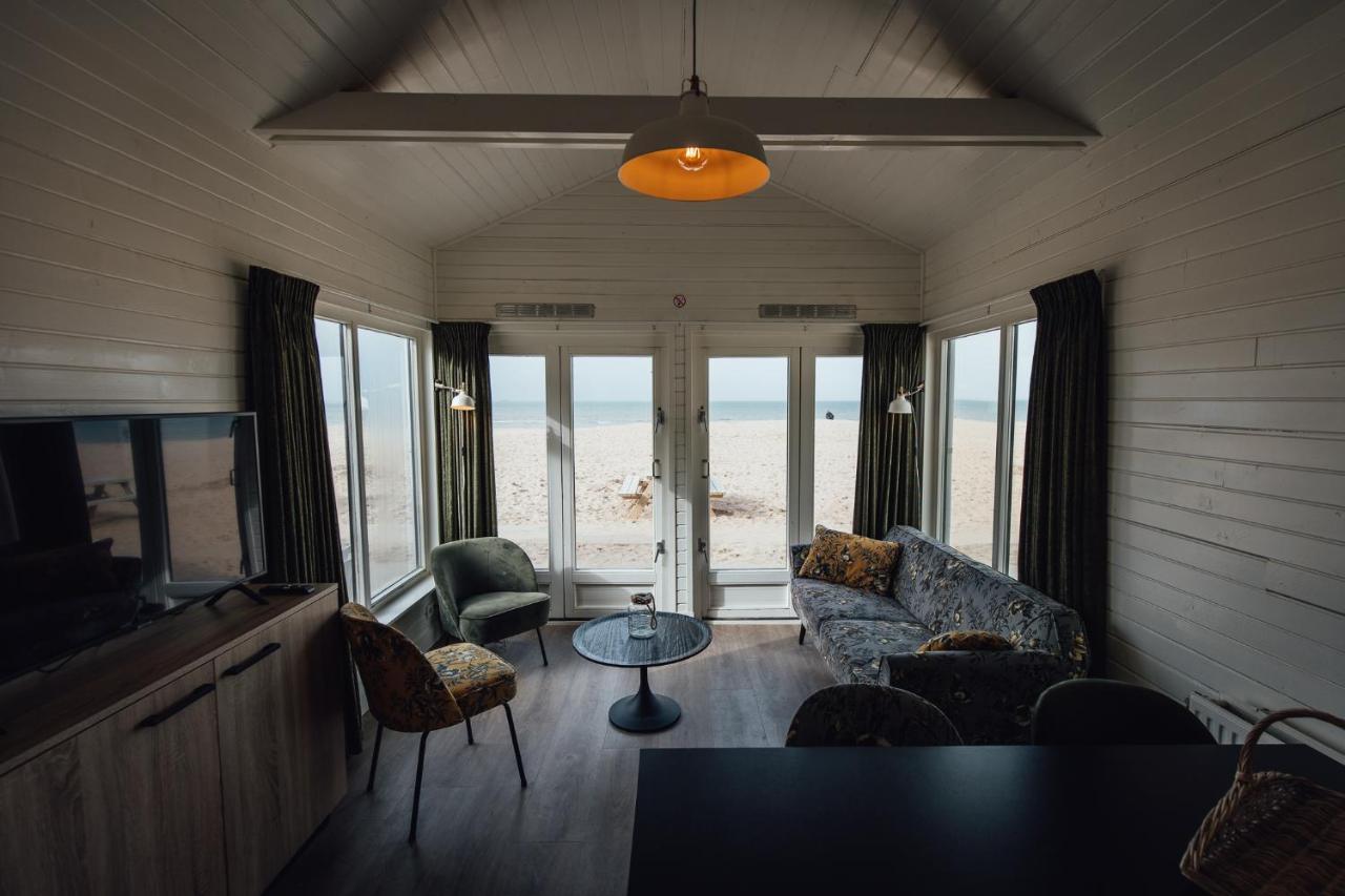 Two-Bedroom House,1074150505:JPEG