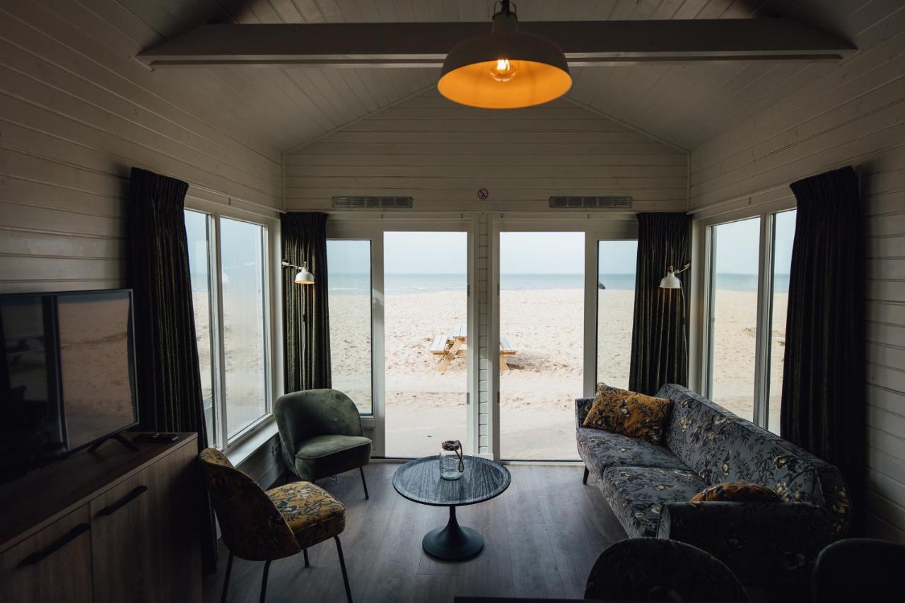 Two-Bedroom House,1074151462:JPEG
