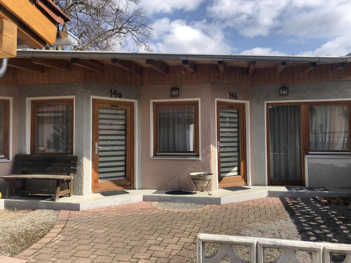 Family Room with Private Bathroom,1097475030:JPEG