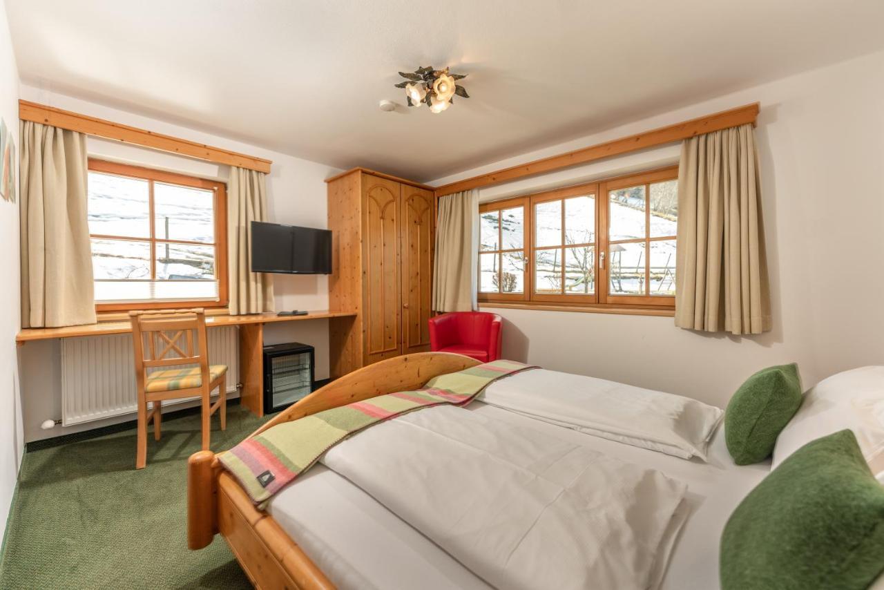 Standard Double Room,1090693842:JPEG