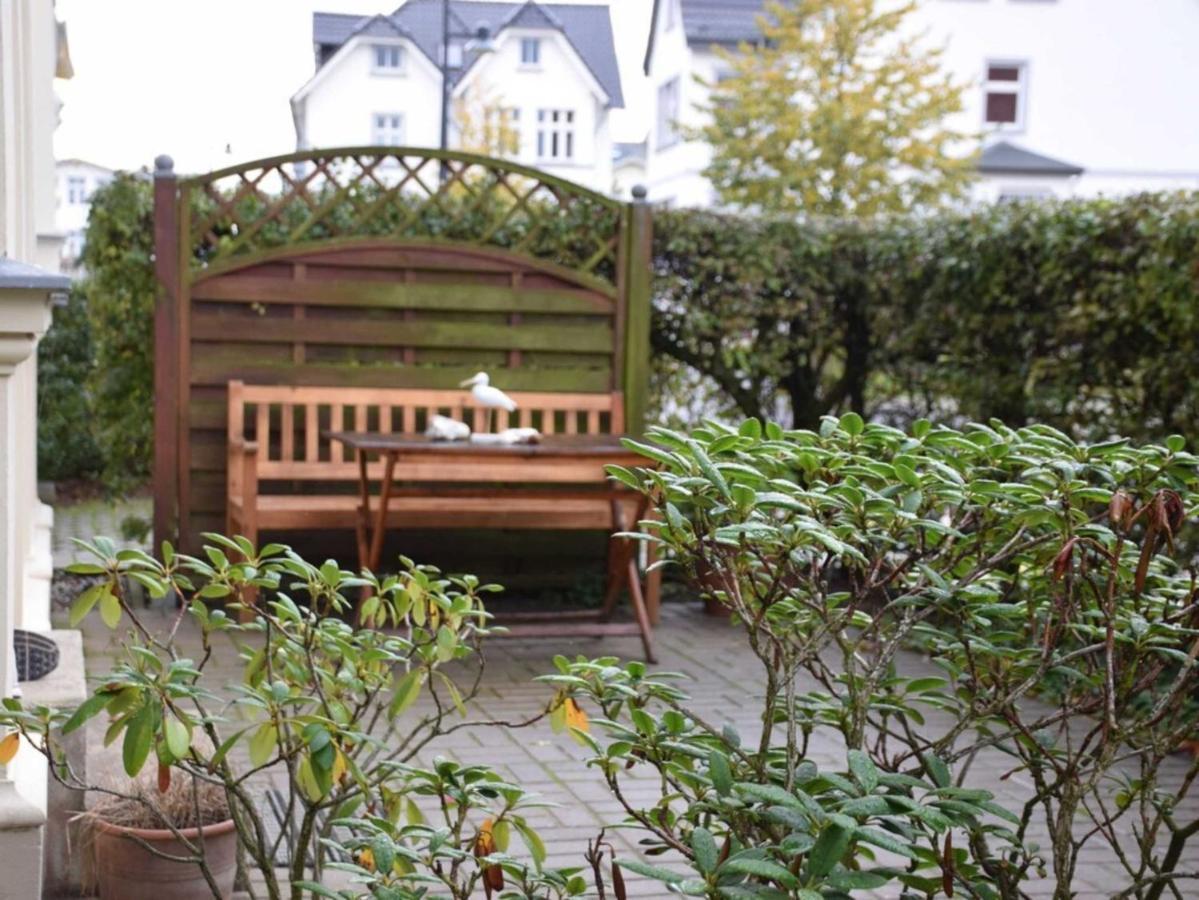 One-Bedroom Apartment Terrace,1644520673:JPEG