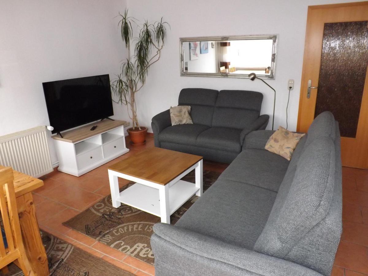 Two-Bedroom Apartment Balcony,1105407024:JPEG