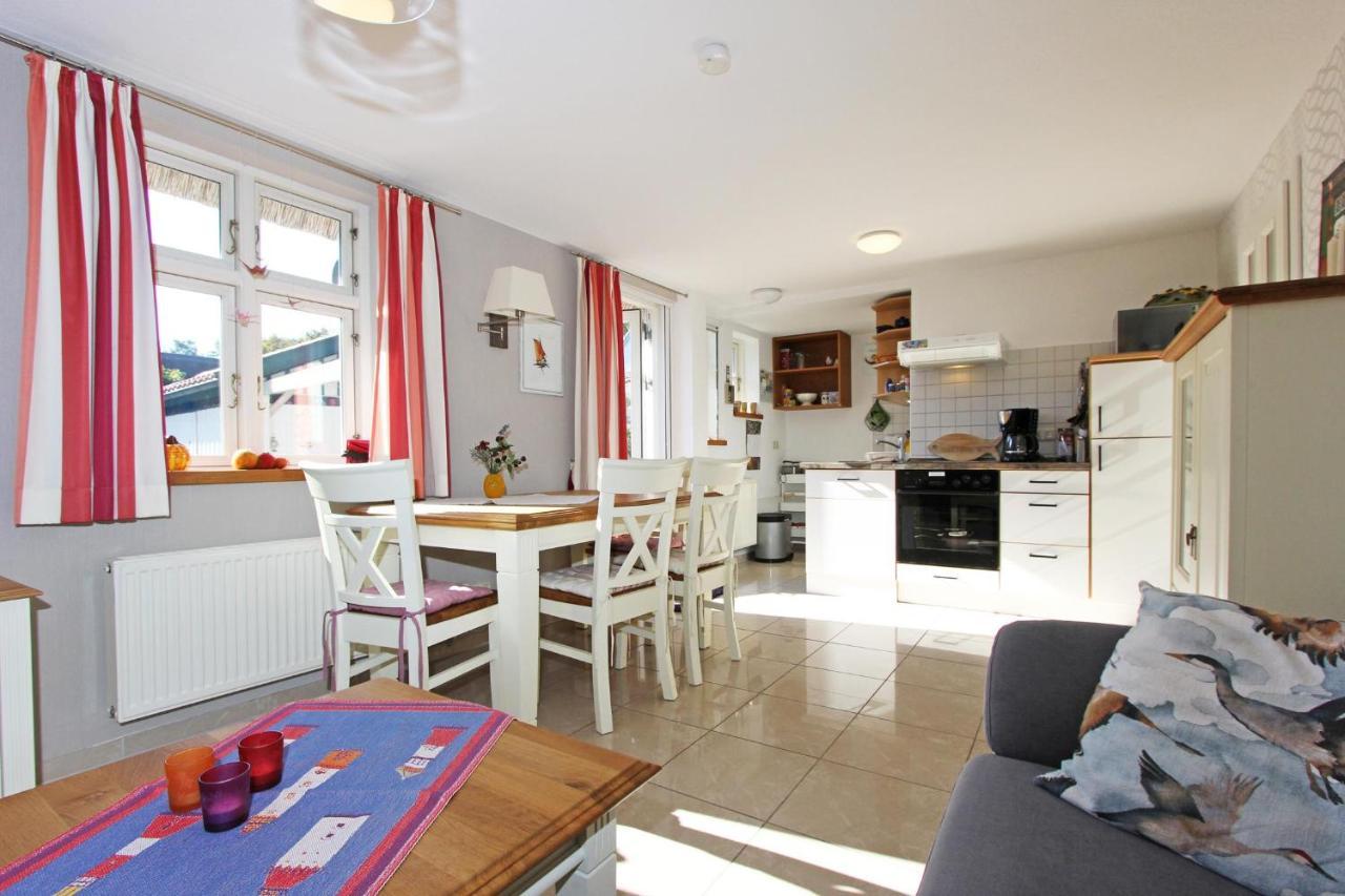 Holiday Home,1115158464:JPEG