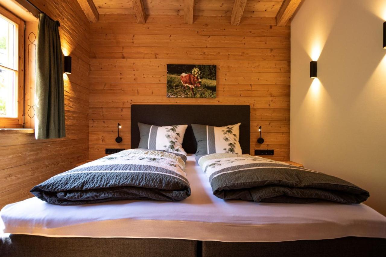 One-Bedroom House,1126975410:JPEG
