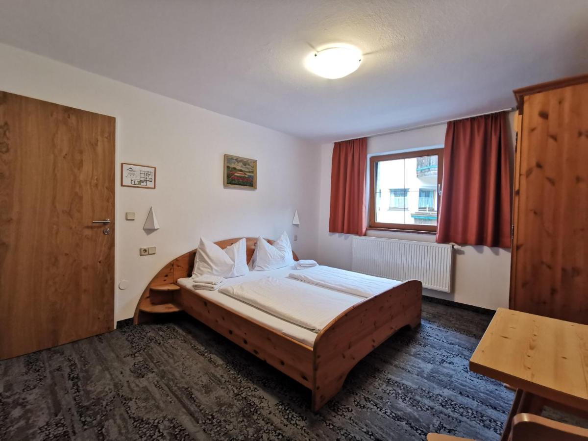 Standard Double Room,1129057971:JPEG