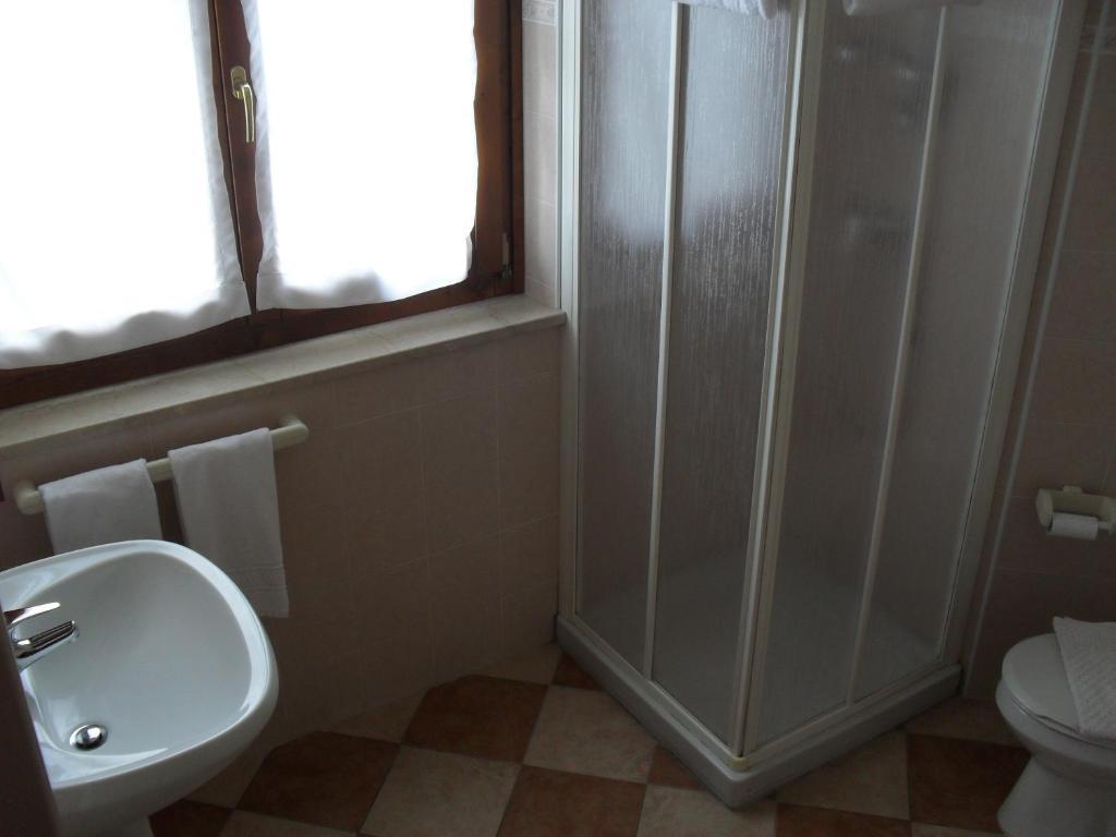 Quadruple Room,11387045:JPEG