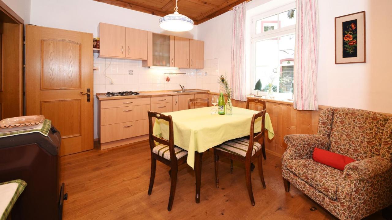 Two-Bedroom Apartment,1133228469:JPEG