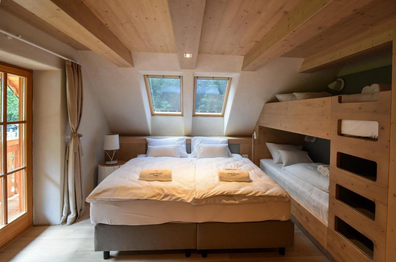 Two-Bedroom House,1135588004:JPEG