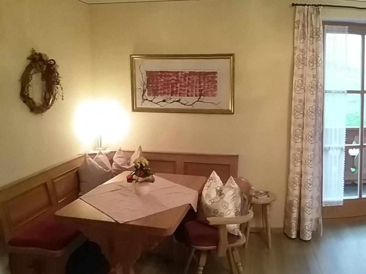 Two-Bedroom Apartment,1141392574:JPEG
