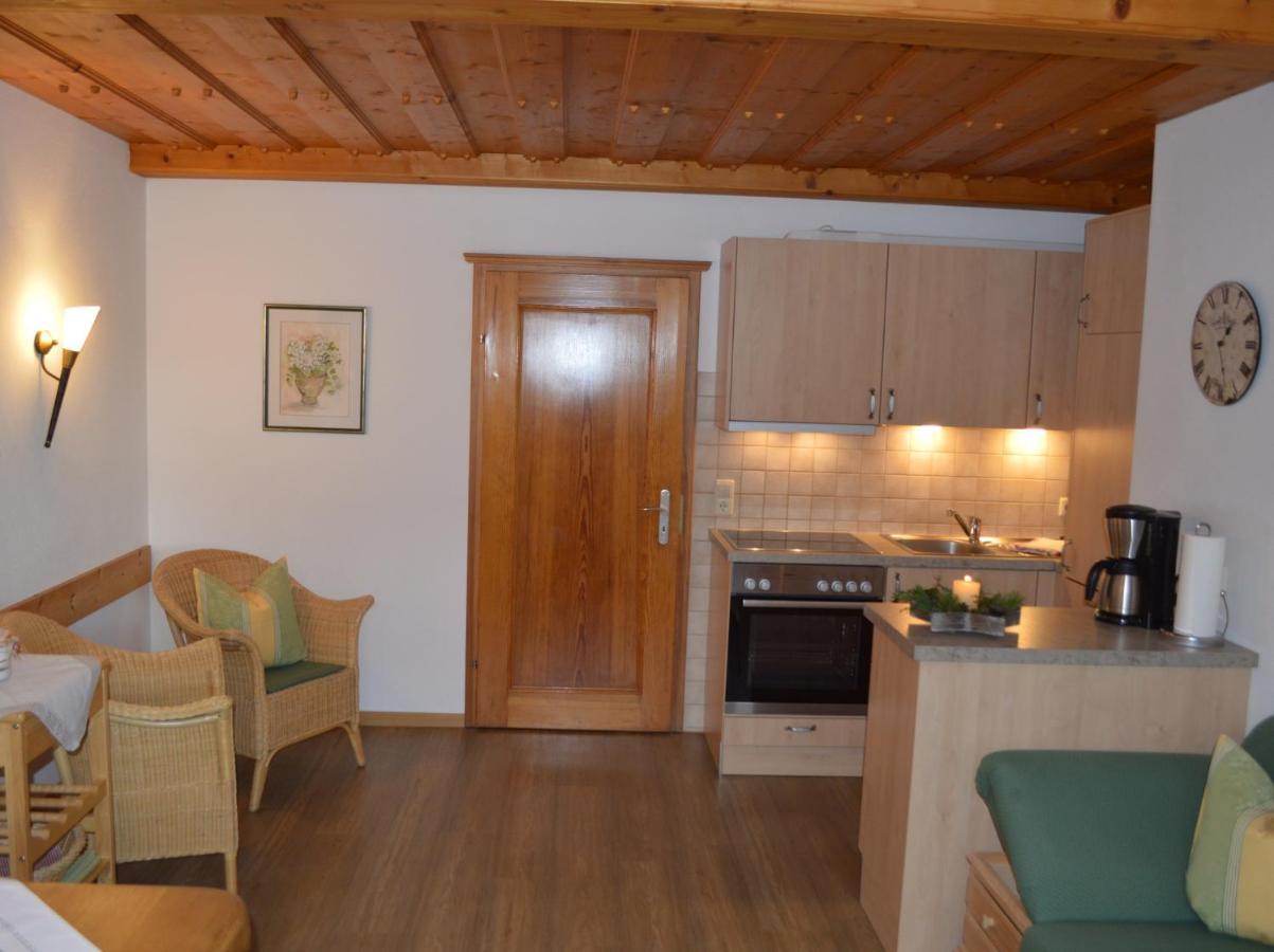 Apartment Terrace,1145490286:JPEG