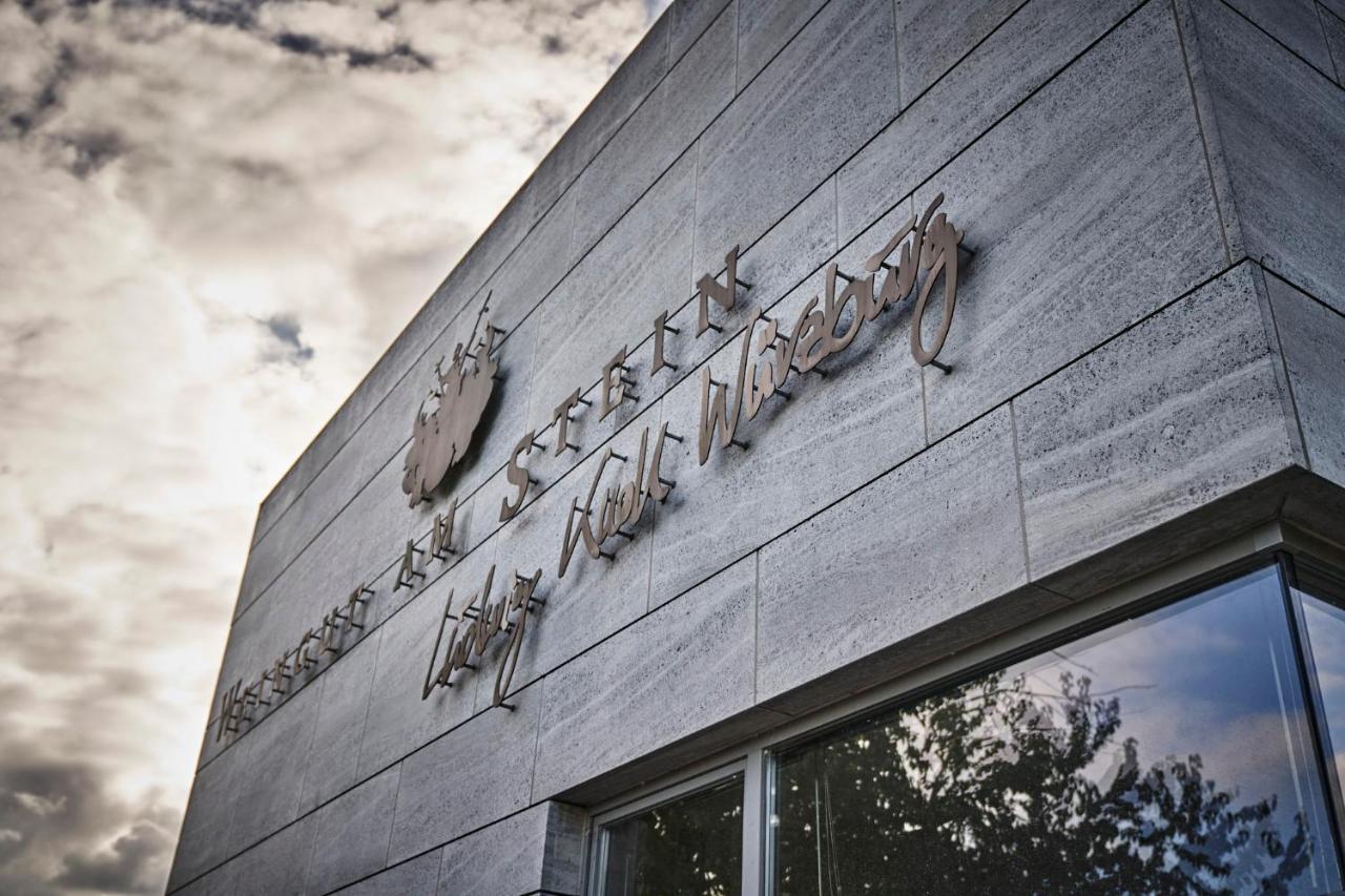 Three-Bedroom House,1171045929:JPEG