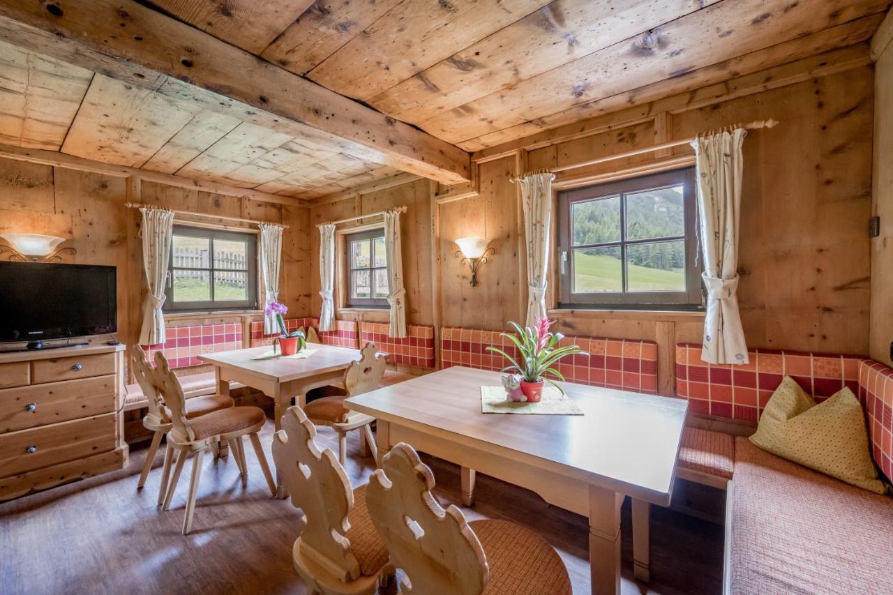 Holiday Home,1171404183:JPEG
