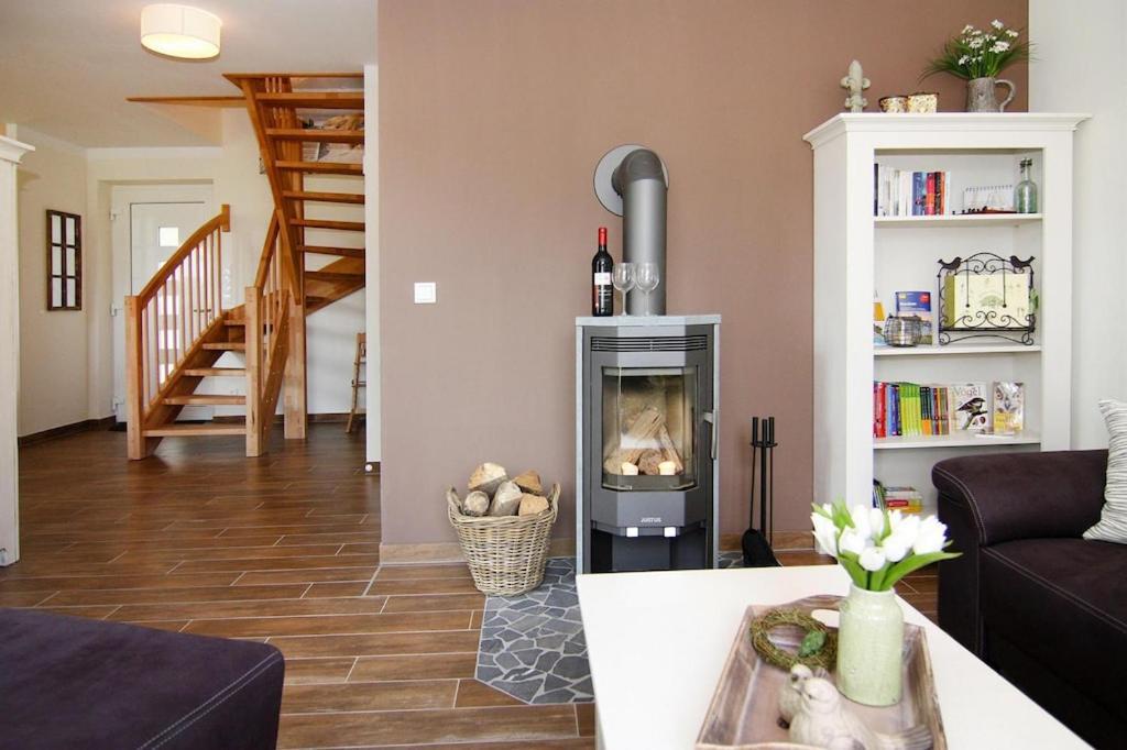 Three-Bedroom Holiday Home,1183956610:JPEG