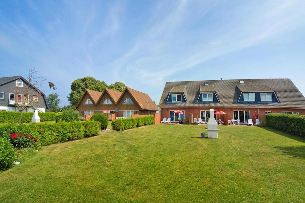 Two-Bedroom Holiday Home,1184408431:JPEG