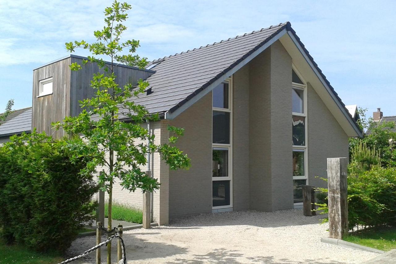 Three-Bedroom House,1688866084:JPEG