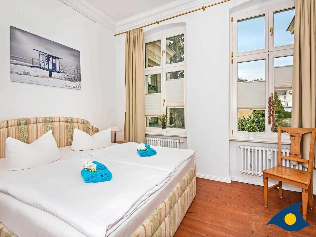 One-Bedroom Apartment with Shower,1180500424:JPEG