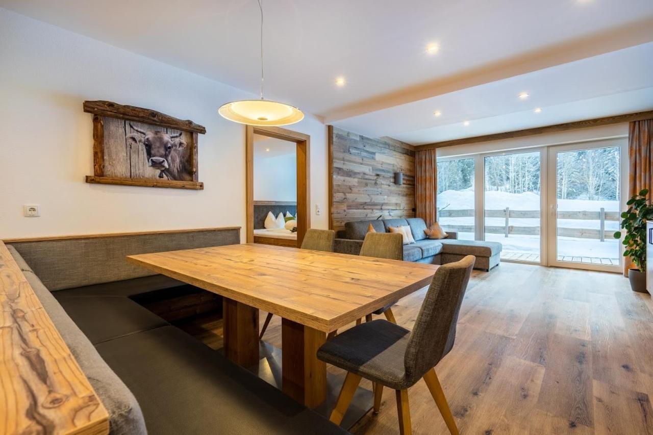 Two-Bedroom Apartment,1185690811:JPEG