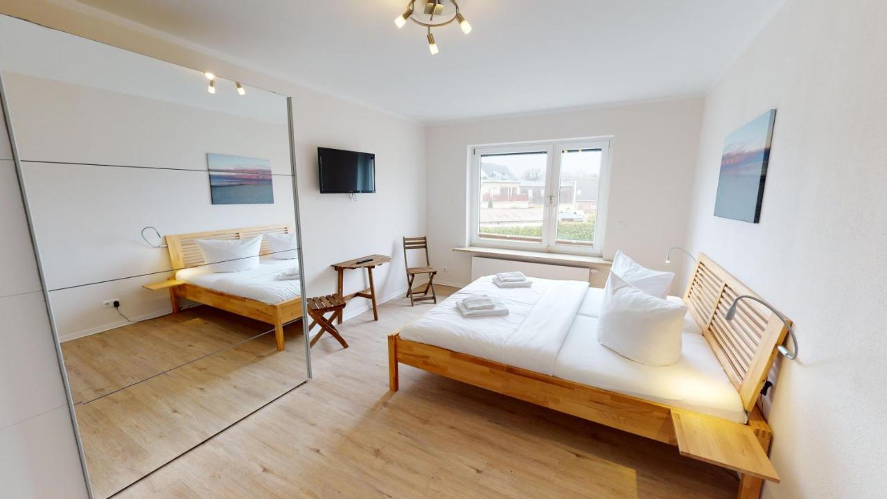 Holiday Home,1198444330:JPEG