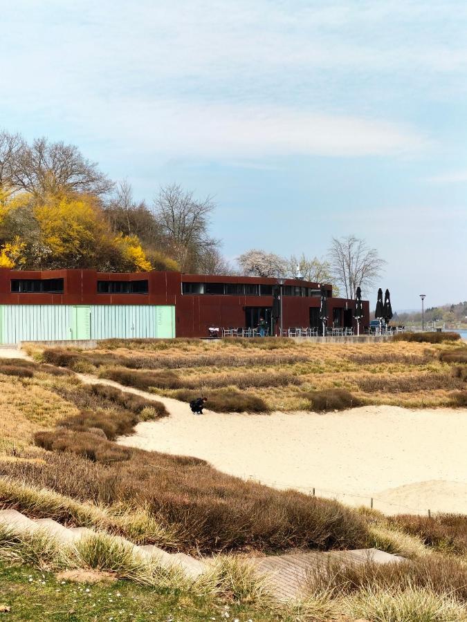 Three-Bedroom House,1202208742:JPEG