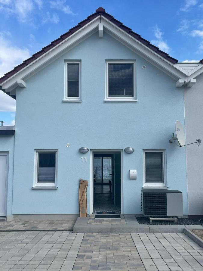Three-Bedroom House,1226466893:JPEG