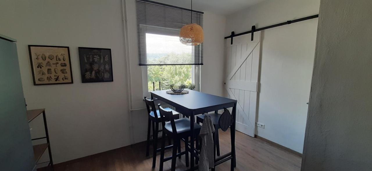 Three-Bedroom House,1262944735:JPEG