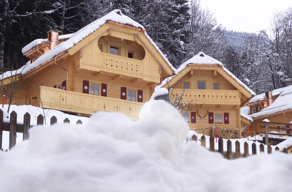 Chalet with Balcony (4-8 Adults),152347177:JPEG