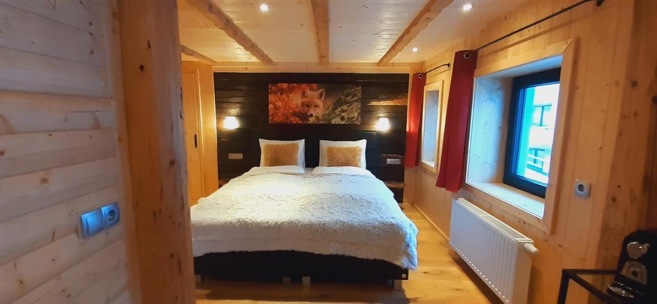 King Room,1297419433:JPEG