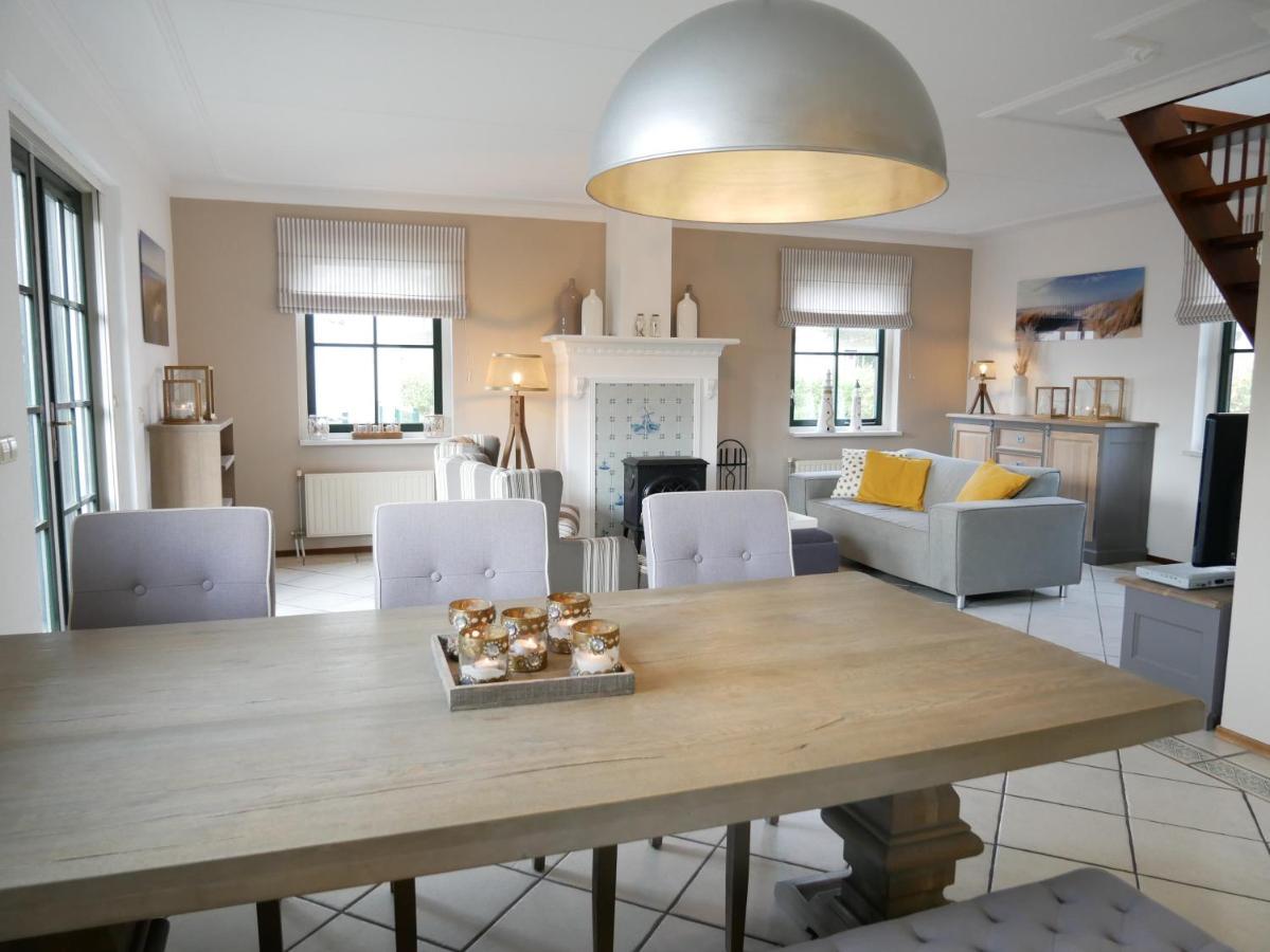 Holiday Home,1313108836:JPEG