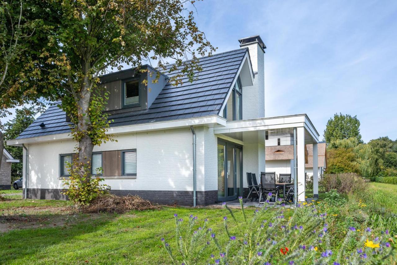 Deluxe Villa,1315132690:JPEG
