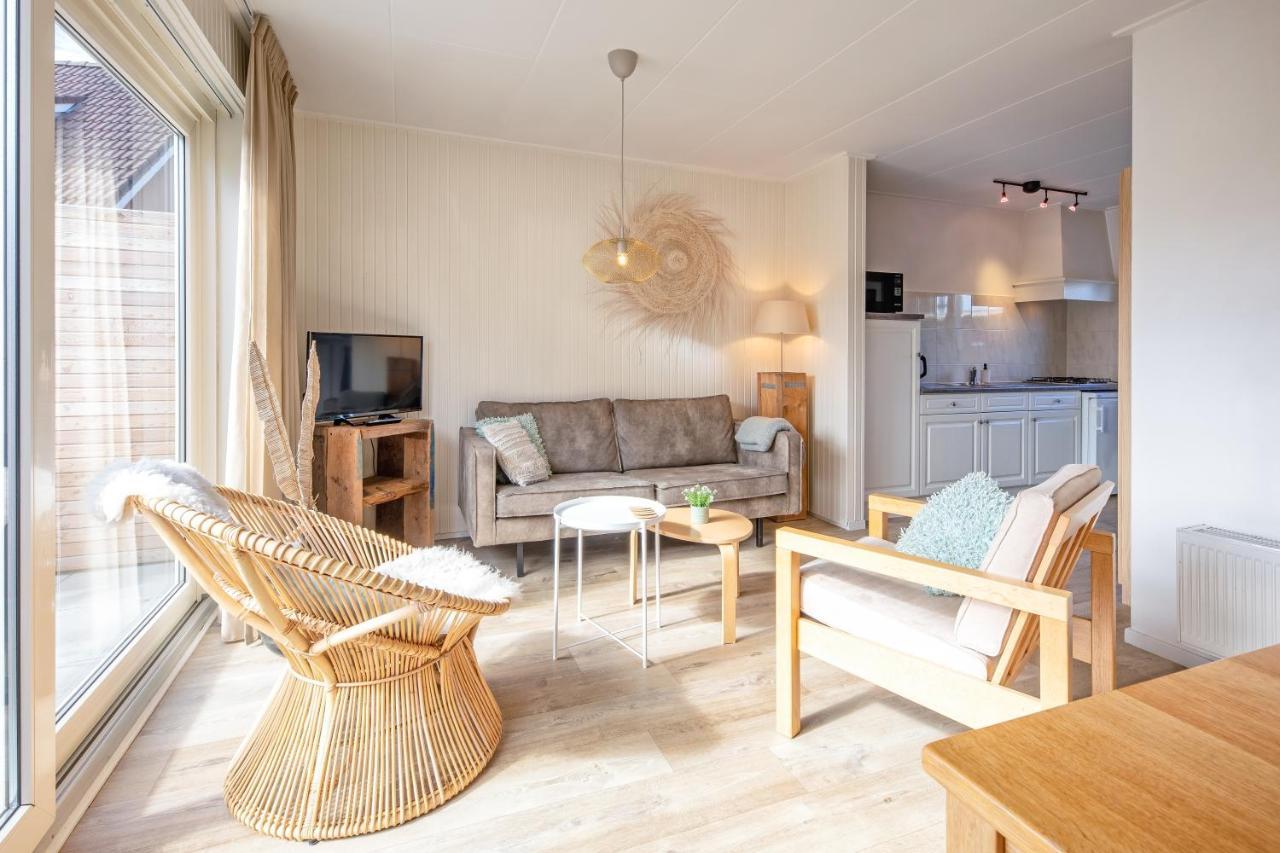 Two-Bedroom House,1320447223:JPEG
