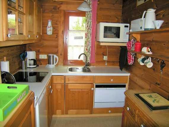 Two-Bedroom House,1327370798:JPEG