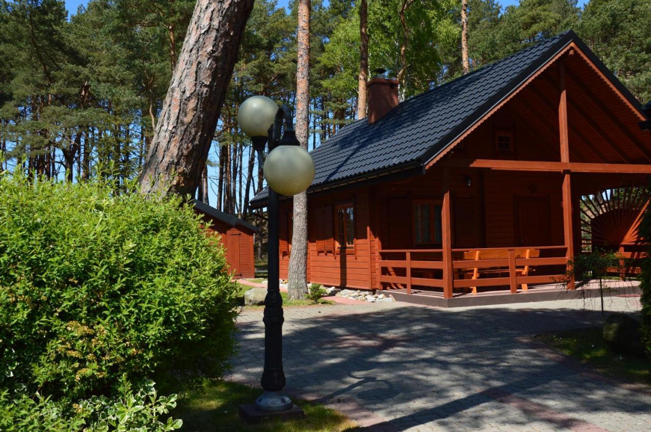 Three-Bedroom House,1337353295:JPEG