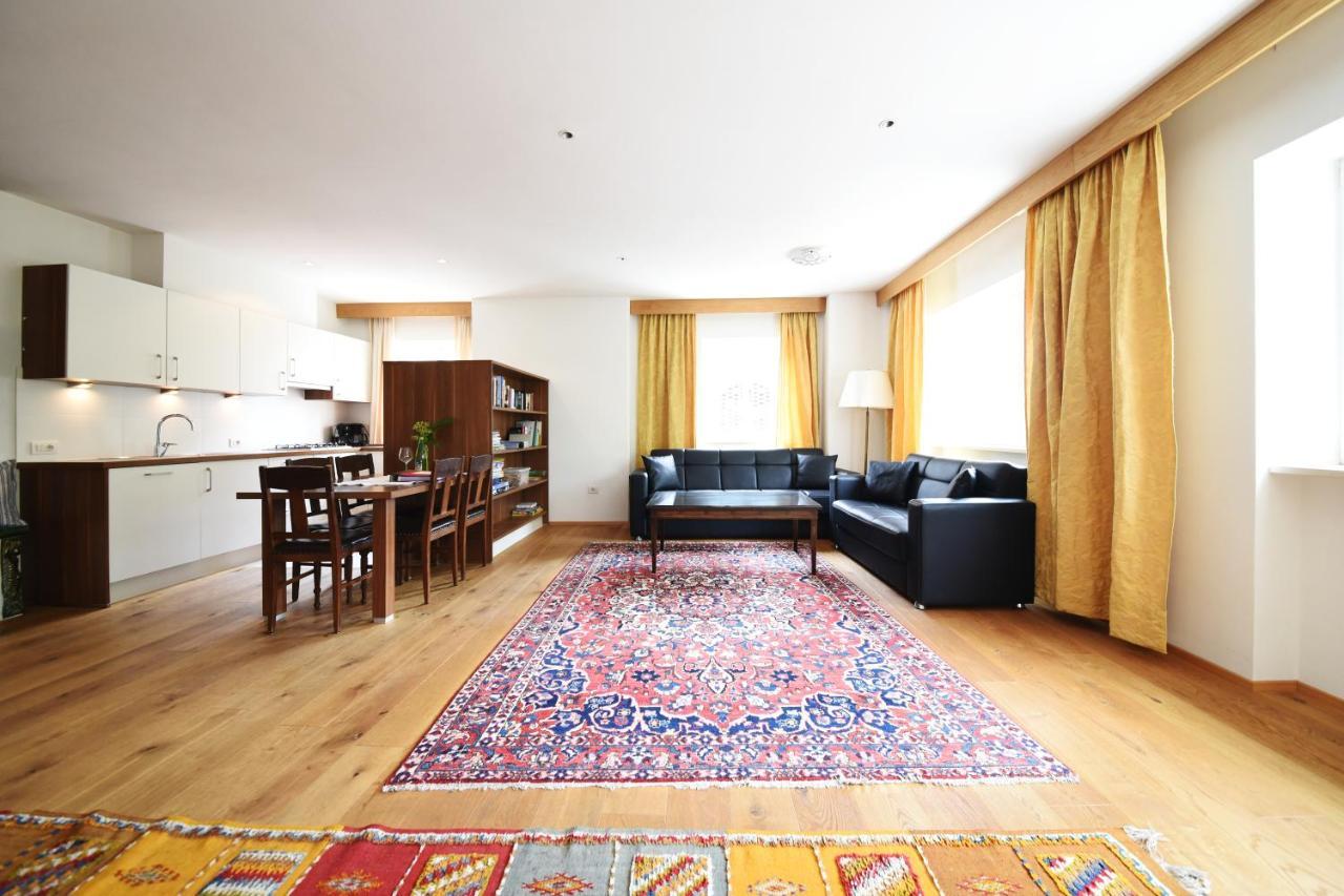 Family Suite,1317637582:JPEG