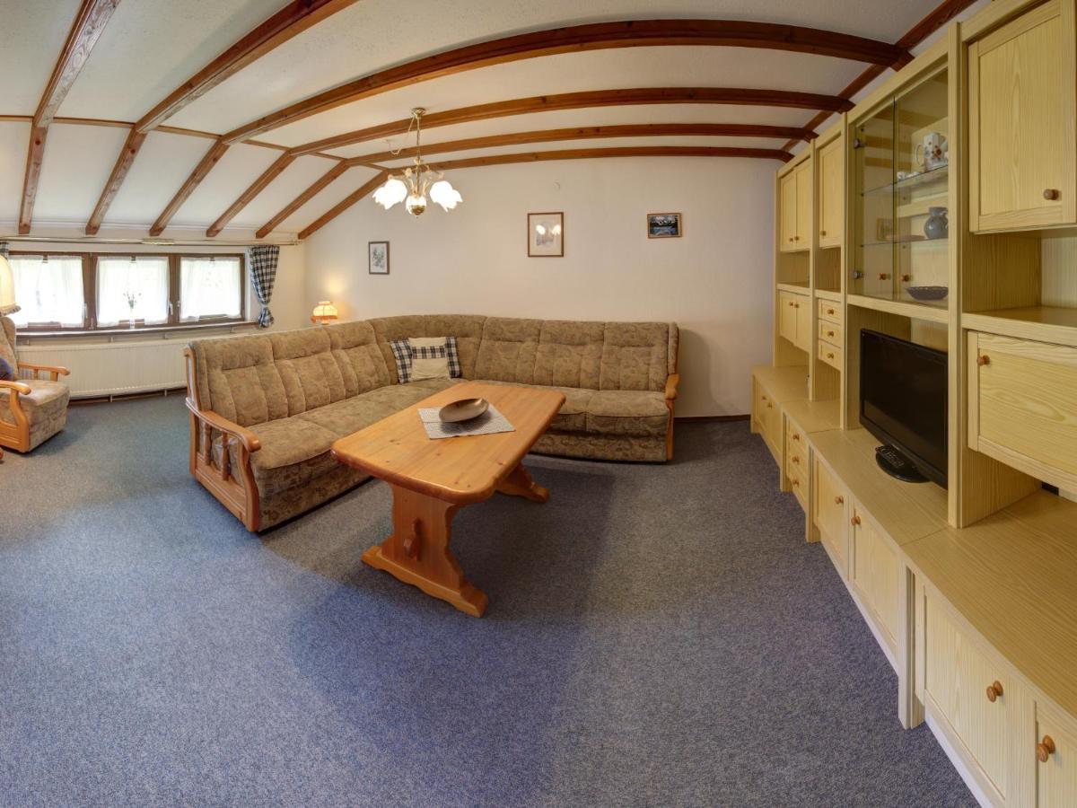 Two-Bedroom Apartment,1343884676:JPEG