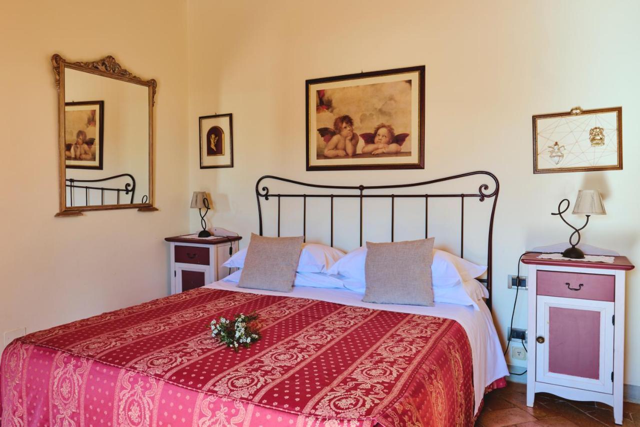 Double Room,1345378019:JPEG