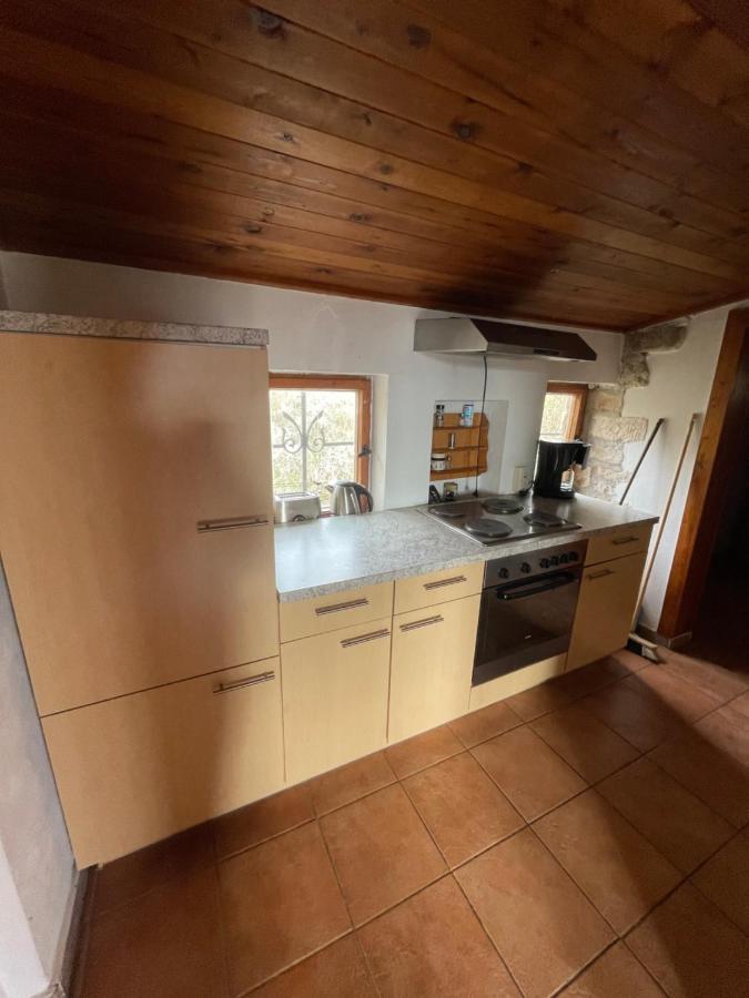 Three-Bedroom House,1360554158:JPEG
