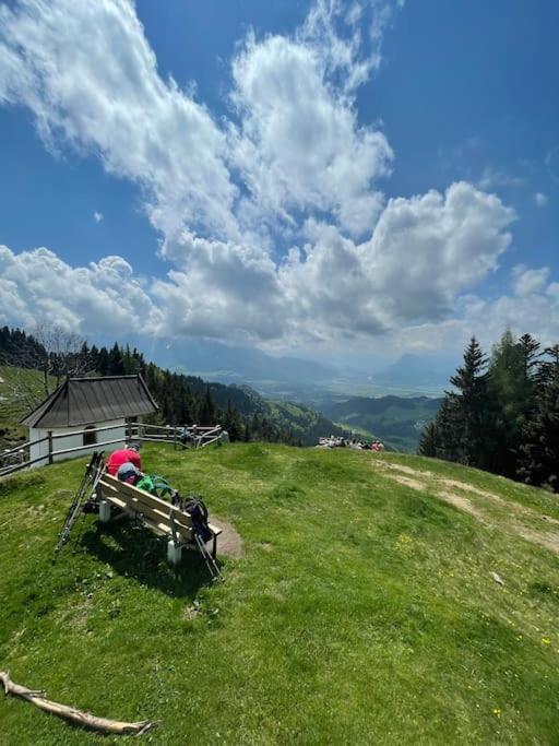 Holiday Home with Bath,1361101472:JPEG