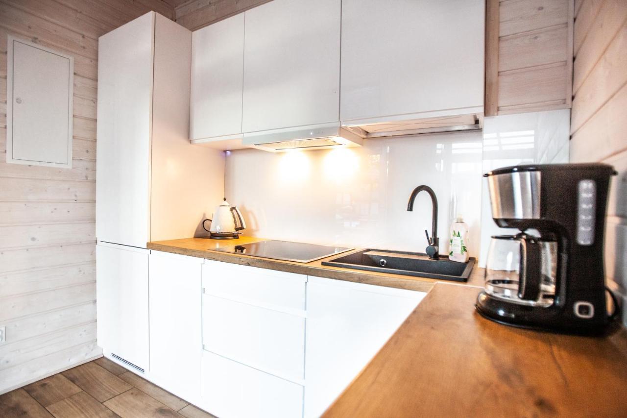 Three-Bedroom House,1362142853:JPEG