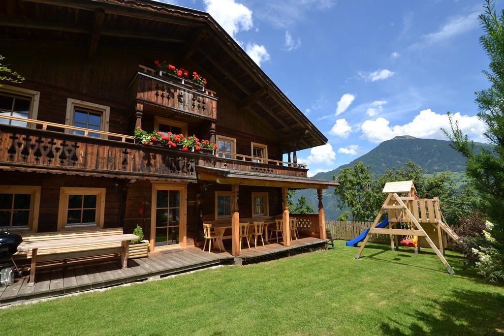 Superior Chalet with Hot Tub and Sauna,535124760:JPEG