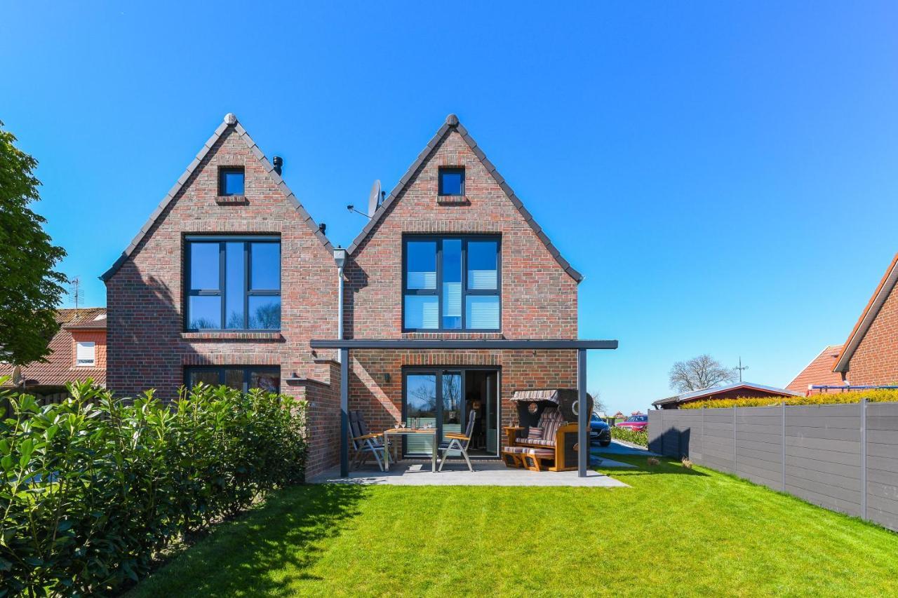 Two-Bedroom House,1387005734:JPEG