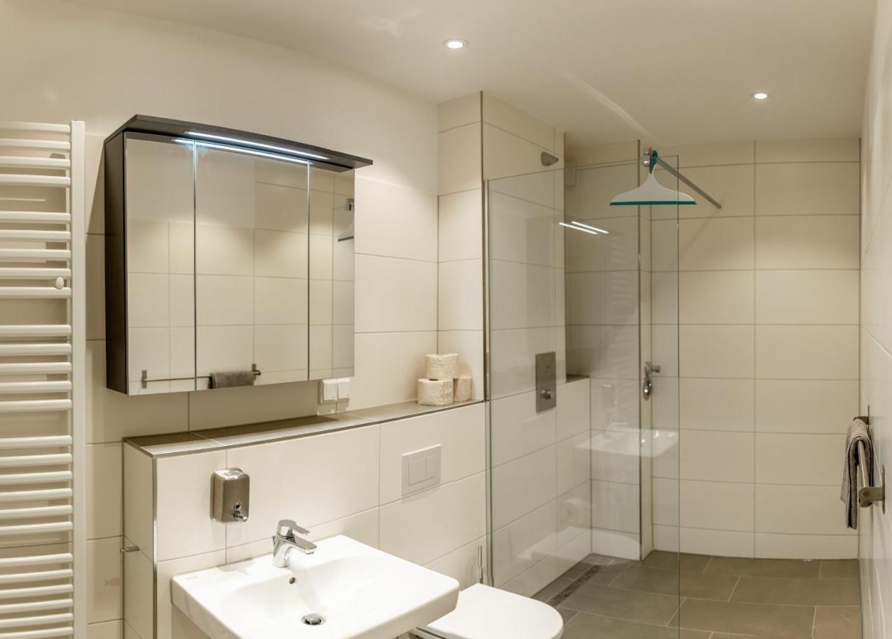 One-Bedroom Family Apartment,1469689385:JPEG